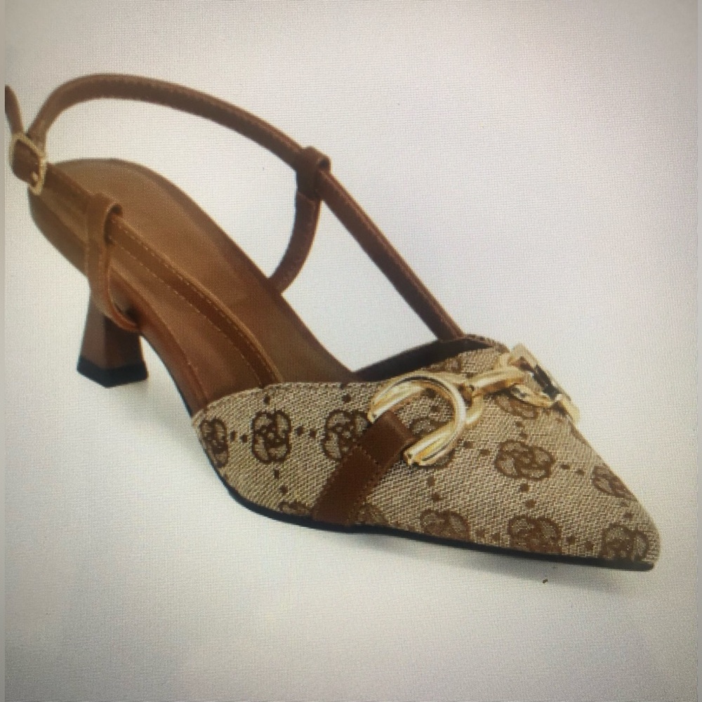 WILD DIVA -Aleena Gold Accent Floral Slingback Pointy Toe Kitten Heels + NWT
